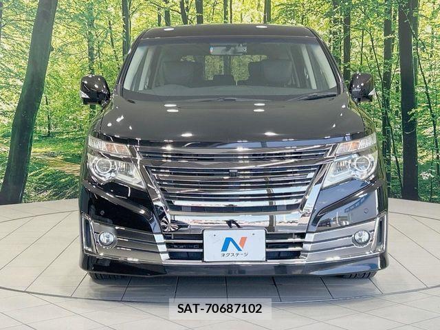 Nissan ELGRAND 2016-10 8207406-14