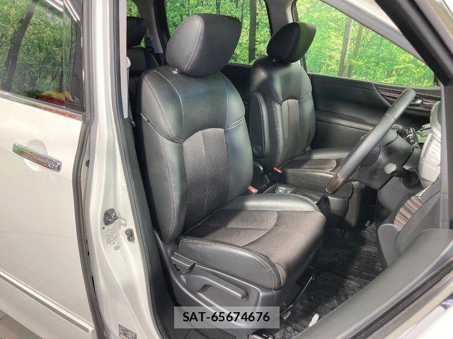 Nissan ELGRAND 2017-03 8207410-7