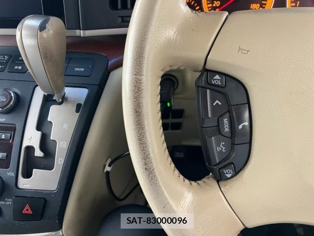 Nissan ELGRAND 2004-12 8229841-17