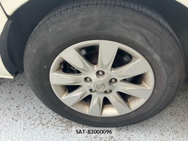 Nissan ELGRAND 2004-12 8229841-5