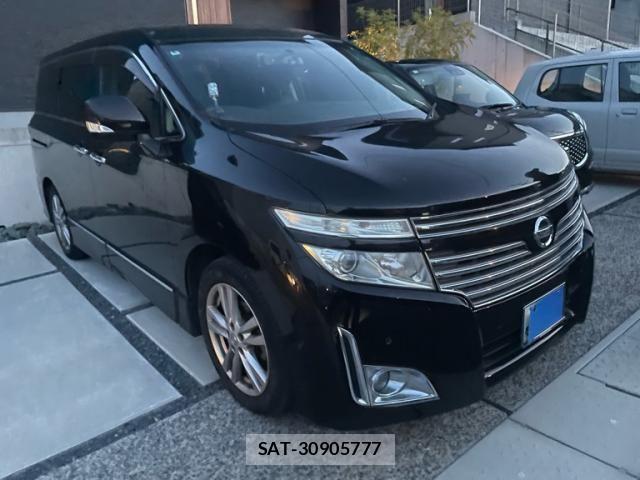 Nissan ELGRAND 2010-08 8229842-1