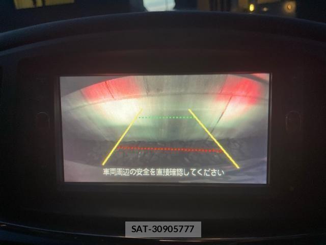 Nissan ELGRAND 2010-08 8229842-21