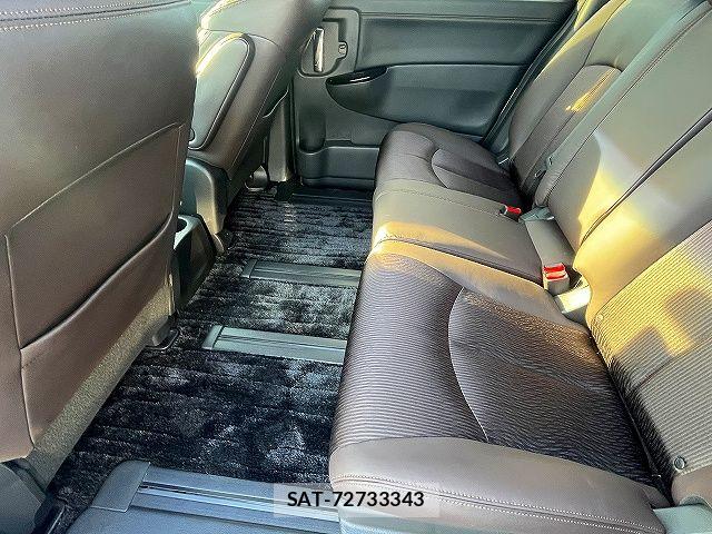 Nissan ELGRAND 2021-07 8229840-12