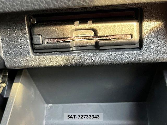 Nissan ELGRAND 2021-07 8229840-15