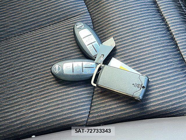Nissan ELGRAND 2021-07 8229840-25
