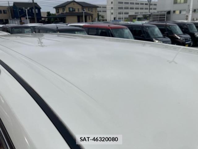 Nissan ELGRAND 2011-12 8229843-22
