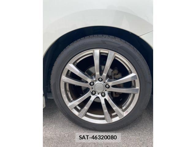 Nissan ELGRAND 2011-12 8229843-4