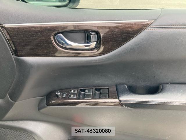 Nissan ELGRAND 2011-12 8229843-8