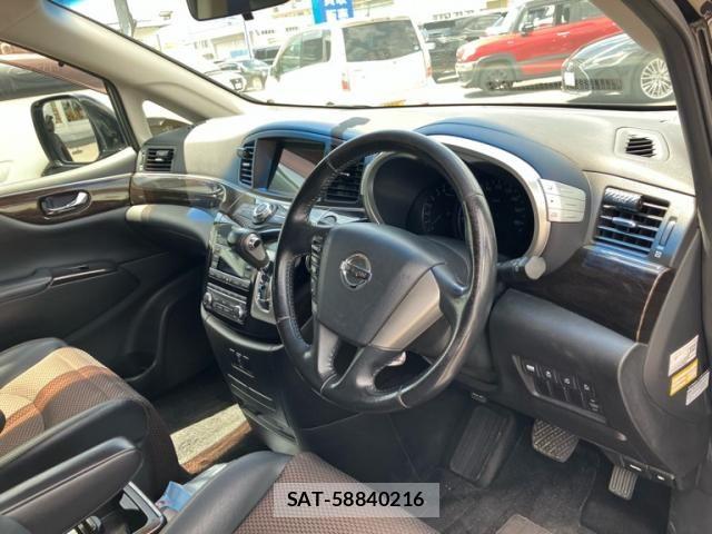 Nissan ELGRAND 2010-10 8229844-6