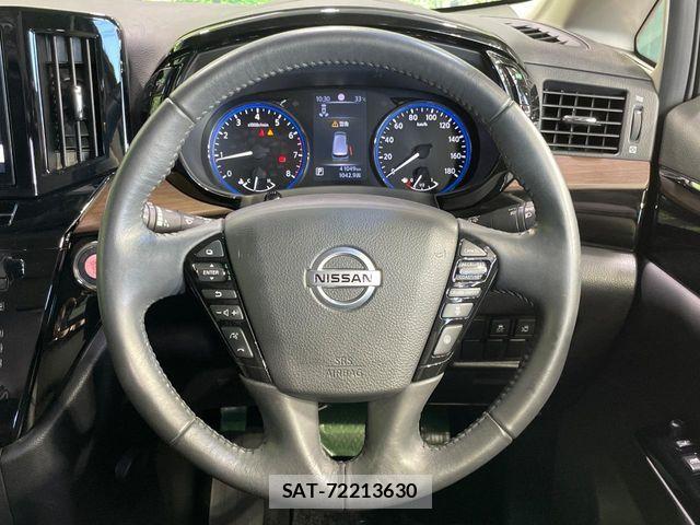 Nissan ELGRAND 2022-03 8245140-11