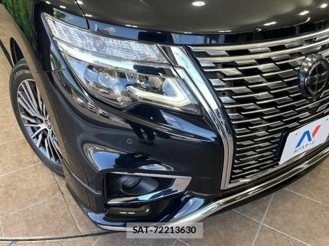 Nissan ELGRAND 2022-03 8245140-12