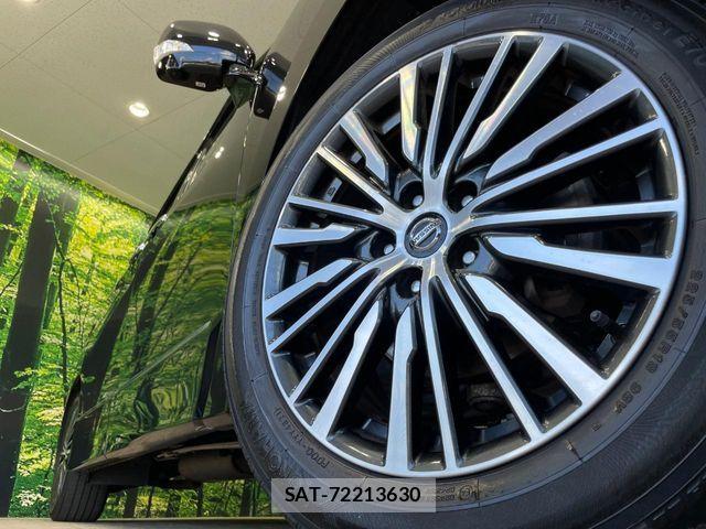 Nissan ELGRAND 2022-03 8245140-13