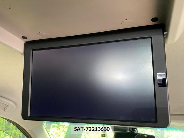 Nissan ELGRAND 2022-03 8245140-2