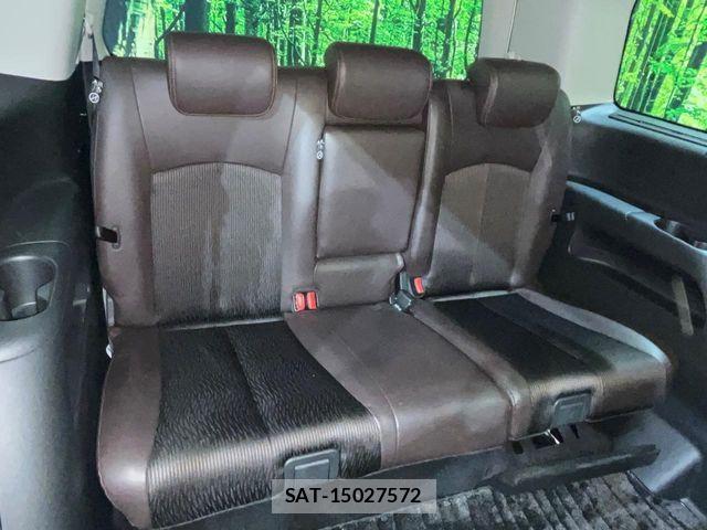Nissan ELGRAND 2021-06 8245141-10