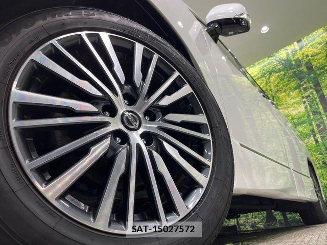 Nissan ELGRAND 2021-06 8245141-14