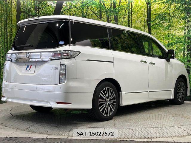 Nissan ELGRAND 2021-06 8245141-17