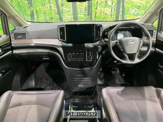 Nissan ELGRAND 2021-06 8245141-1