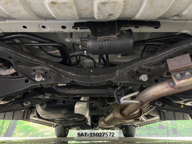 Nissan ELGRAND 2021-06 8245141-19