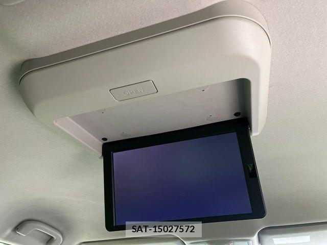 Nissan ELGRAND 2021-06 8245141-4