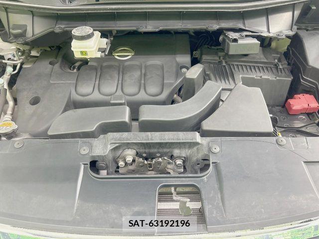 Nissan ELGRAND 2018-12 8245144-17