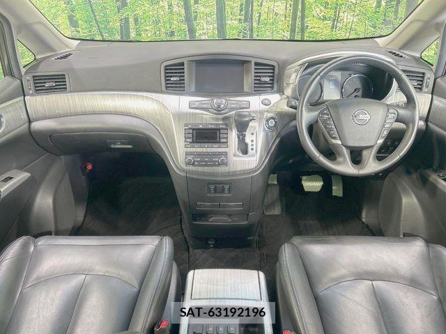 Nissan ELGRAND 2018-12 8245144-1