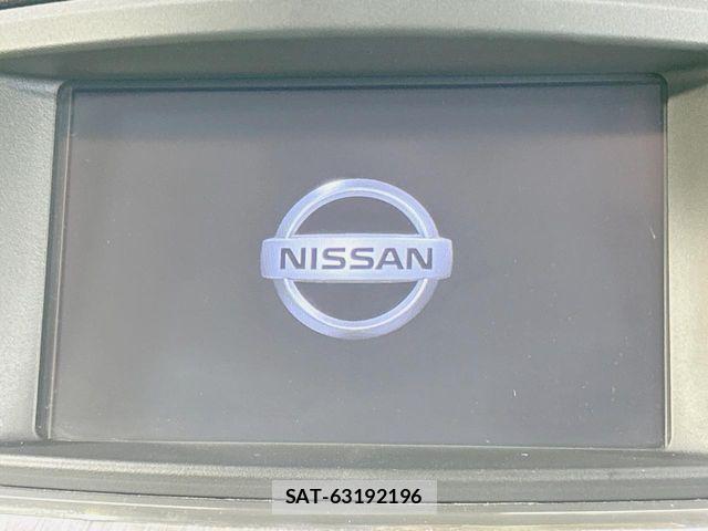 Nissan ELGRAND 2018-12 8245144-2