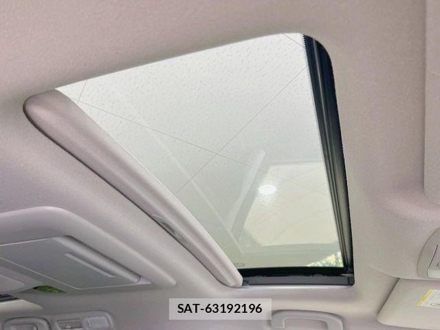Nissan ELGRAND 2018-12 8245144-4