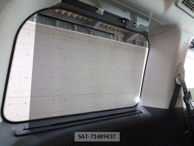 Nissan ELGRAND 2017-02 8245142-13
