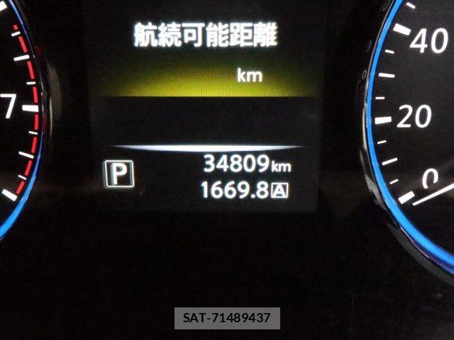 Nissan ELGRAND 2017-02 8245142-28
