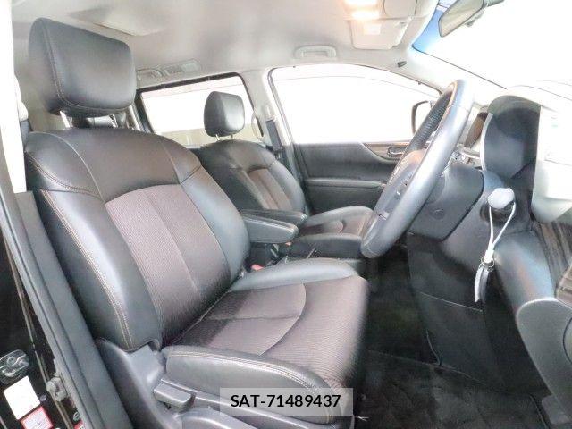 Nissan ELGRAND 2017-02 8245142-3
