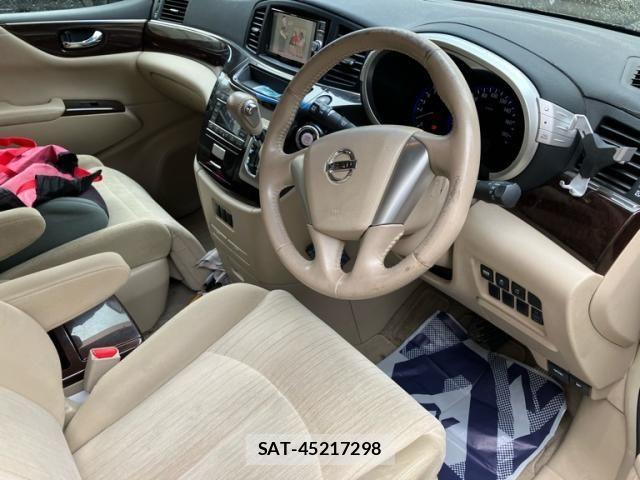 Nissan ELGRAND 2011-07 8314326-12