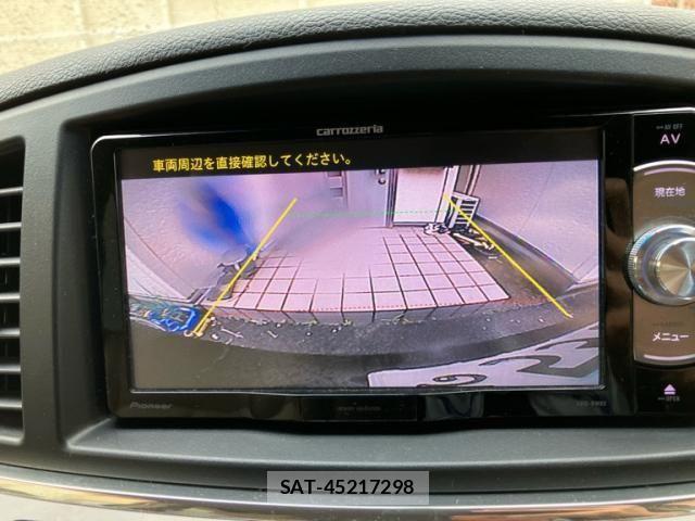 Nissan ELGRAND 2011-07 8314326-17