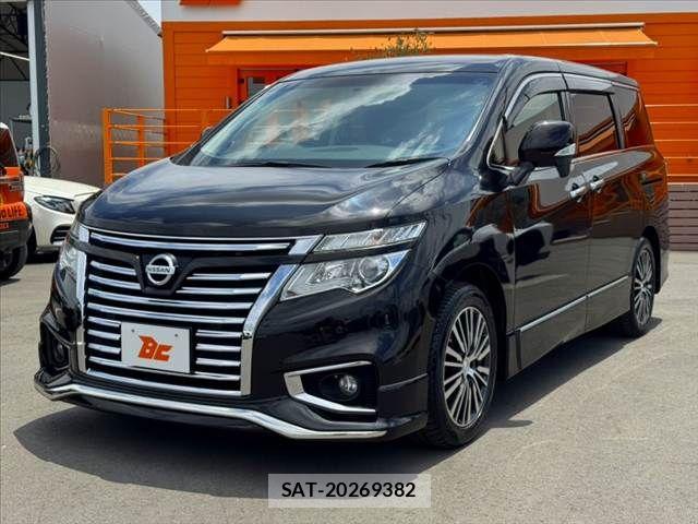 Nissan ELGRAND 2018-05 8314317-9