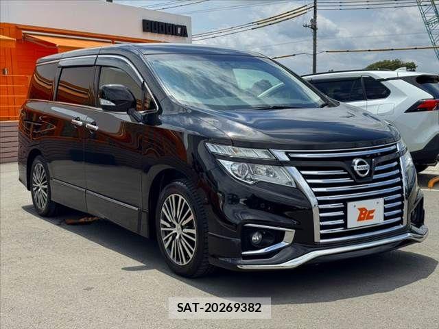 Nissan ELGRAND 2018-05 8314317-7