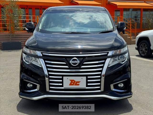 Nissan ELGRAND 2018-05 8314317-8