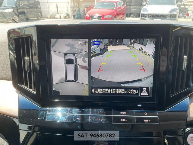 Nissan ELGRAND 2022-03 8314313-11