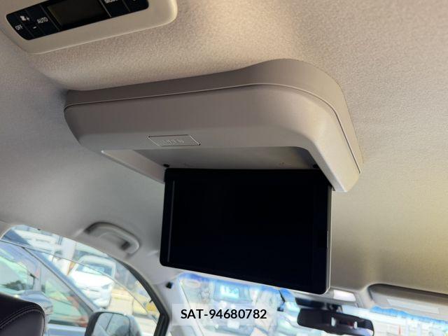 Nissan ELGRAND 2022-03 8314313-25