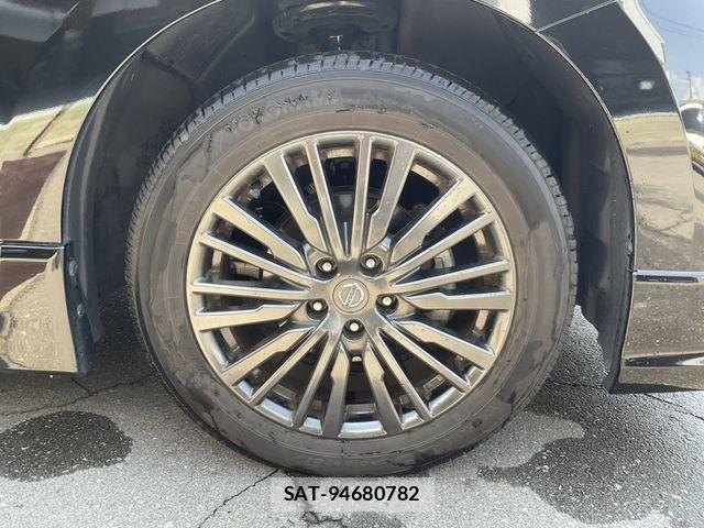 Nissan ELGRAND 2022-03 8314313-28