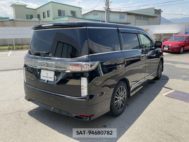 Nissan ELGRAND 2022-03 8314313-7