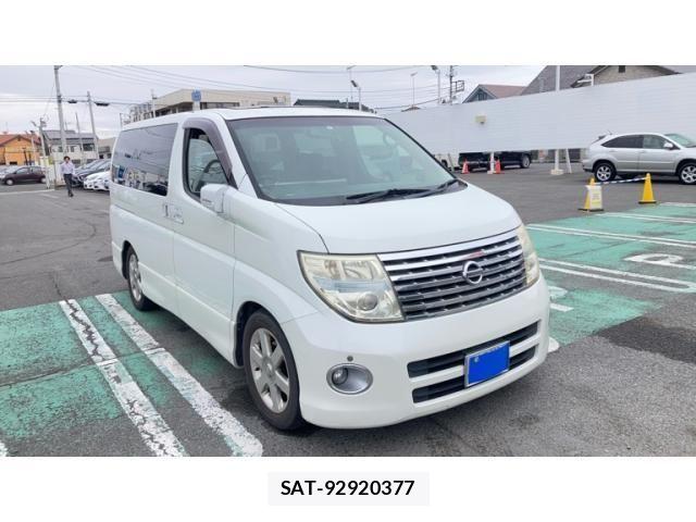 Nissan ELGRAND 2005-03 8314323-1