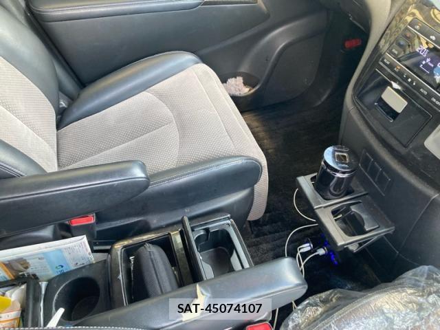 Nissan ELGRAND 2013-10 8314320-16