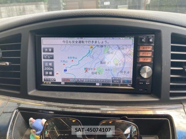 Nissan ELGRAND 2013-10 8314320-24