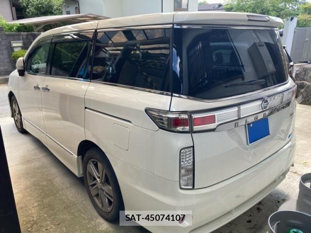 Nissan ELGRAND 2013-10 8314320-2