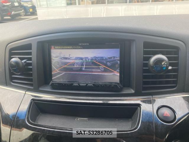 Nissan ELGRAND 2012-04 8314321-11