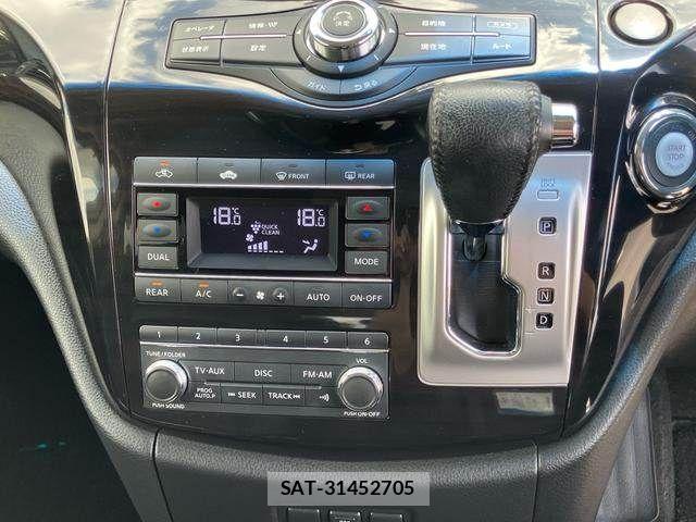 Nissan ELGRAND 2015-02 8314318-10