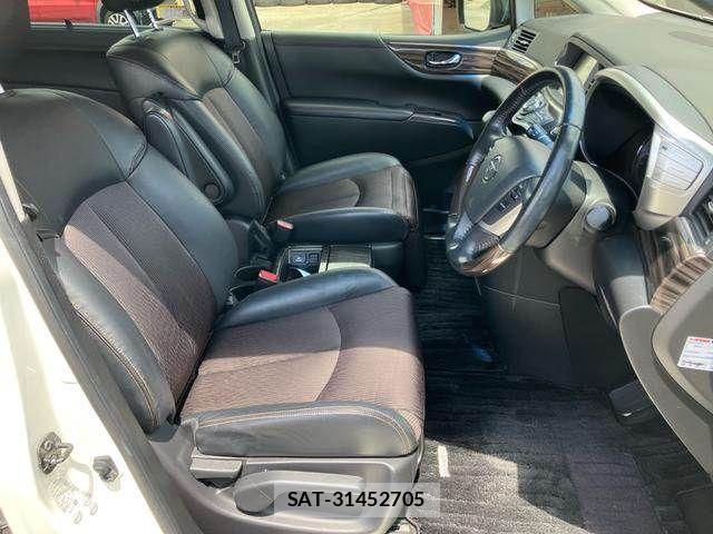 Nissan ELGRAND 2015-02 8314318-13