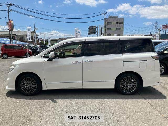 Nissan ELGRAND 2015-02 8314318-4