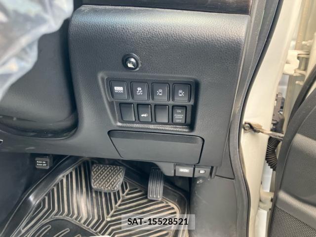 Nissan ELGRAND 2012-03 8314327-13