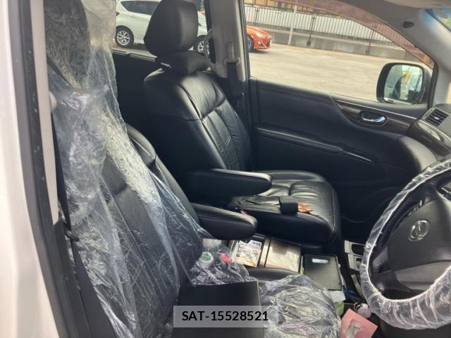 Nissan ELGRAND 2012-03 8314327-15