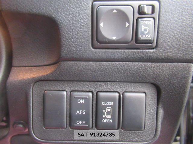 Nissan ELGRAND 2008-03 8314324-23